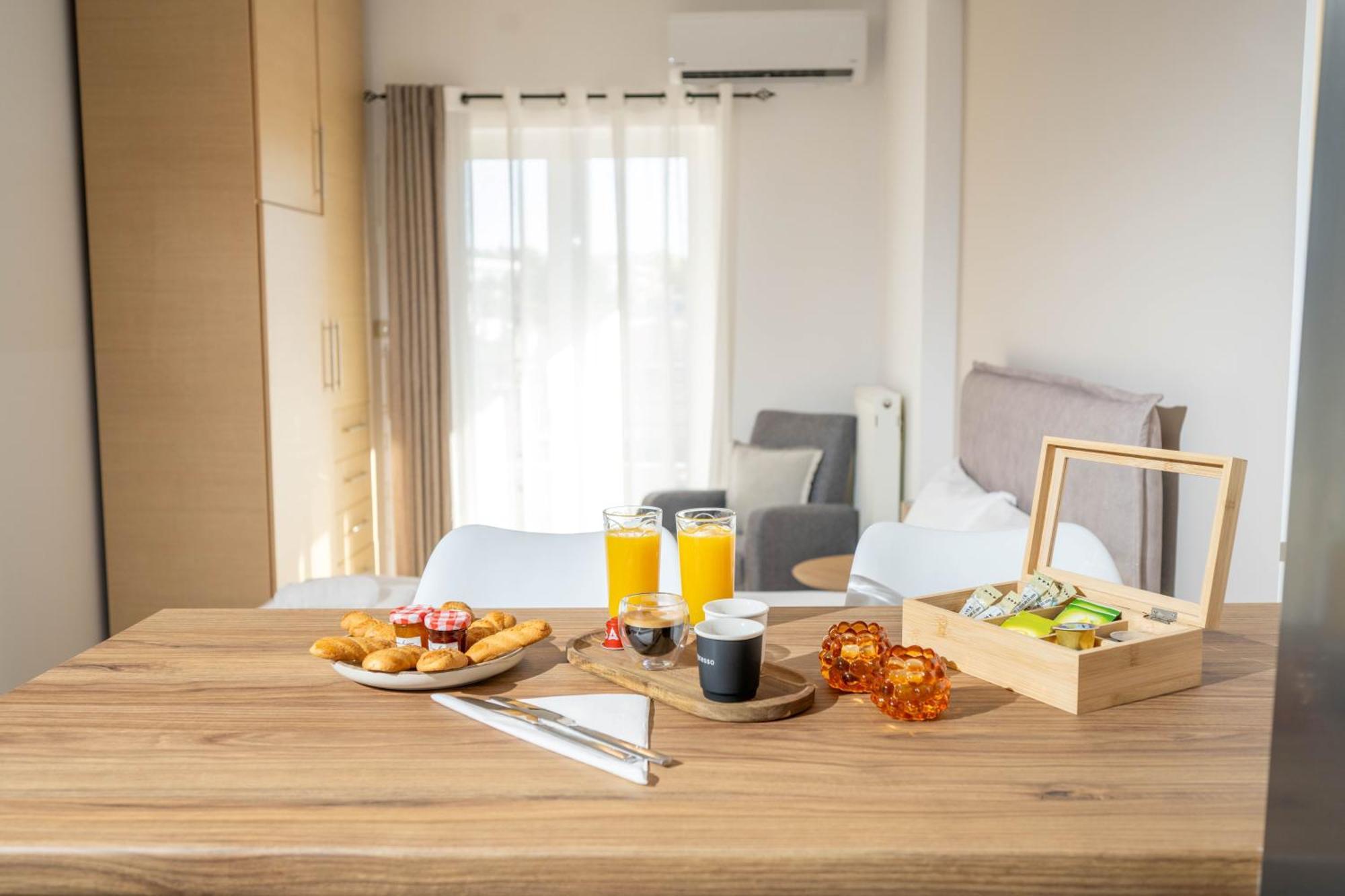 Downtown Comfy Studio Corinth Bagian luar foto